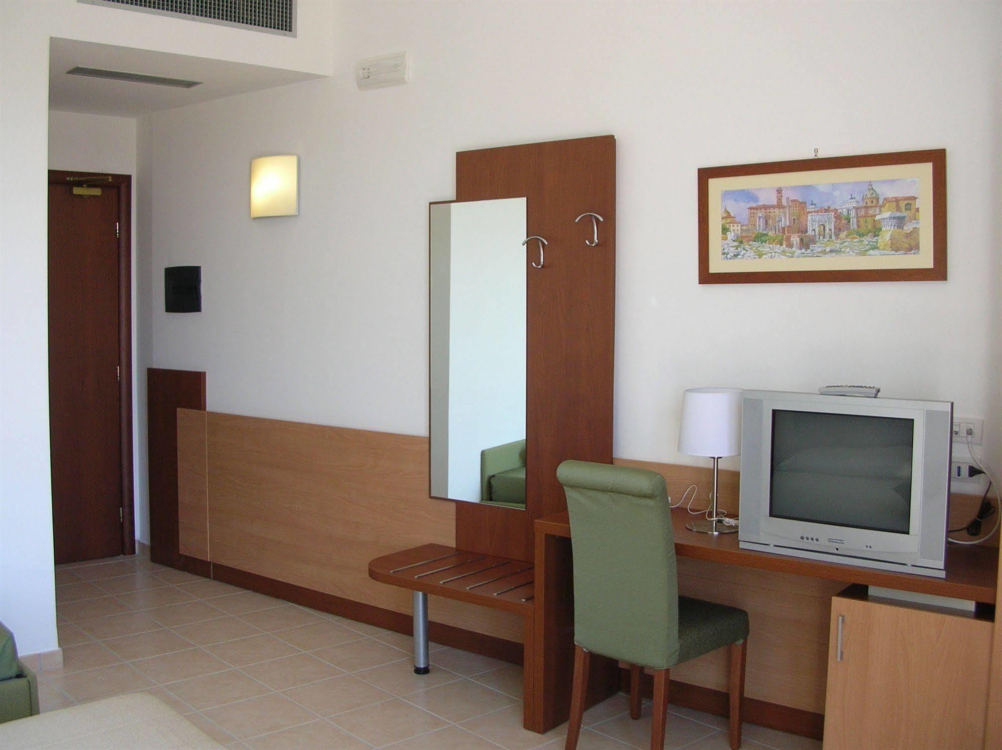 Hermes Hotel Policoro Exterior foto