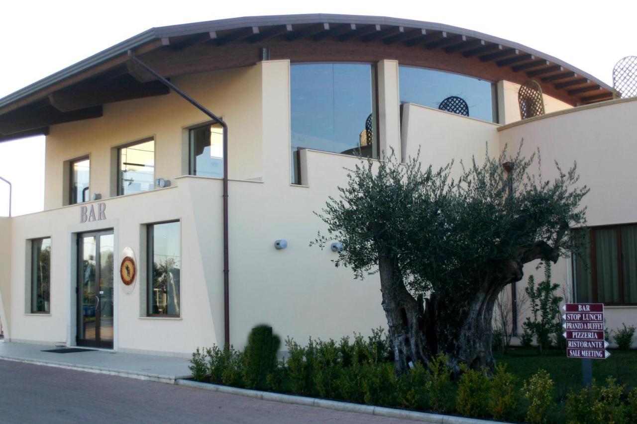 Hermes Hotel Policoro Exterior foto